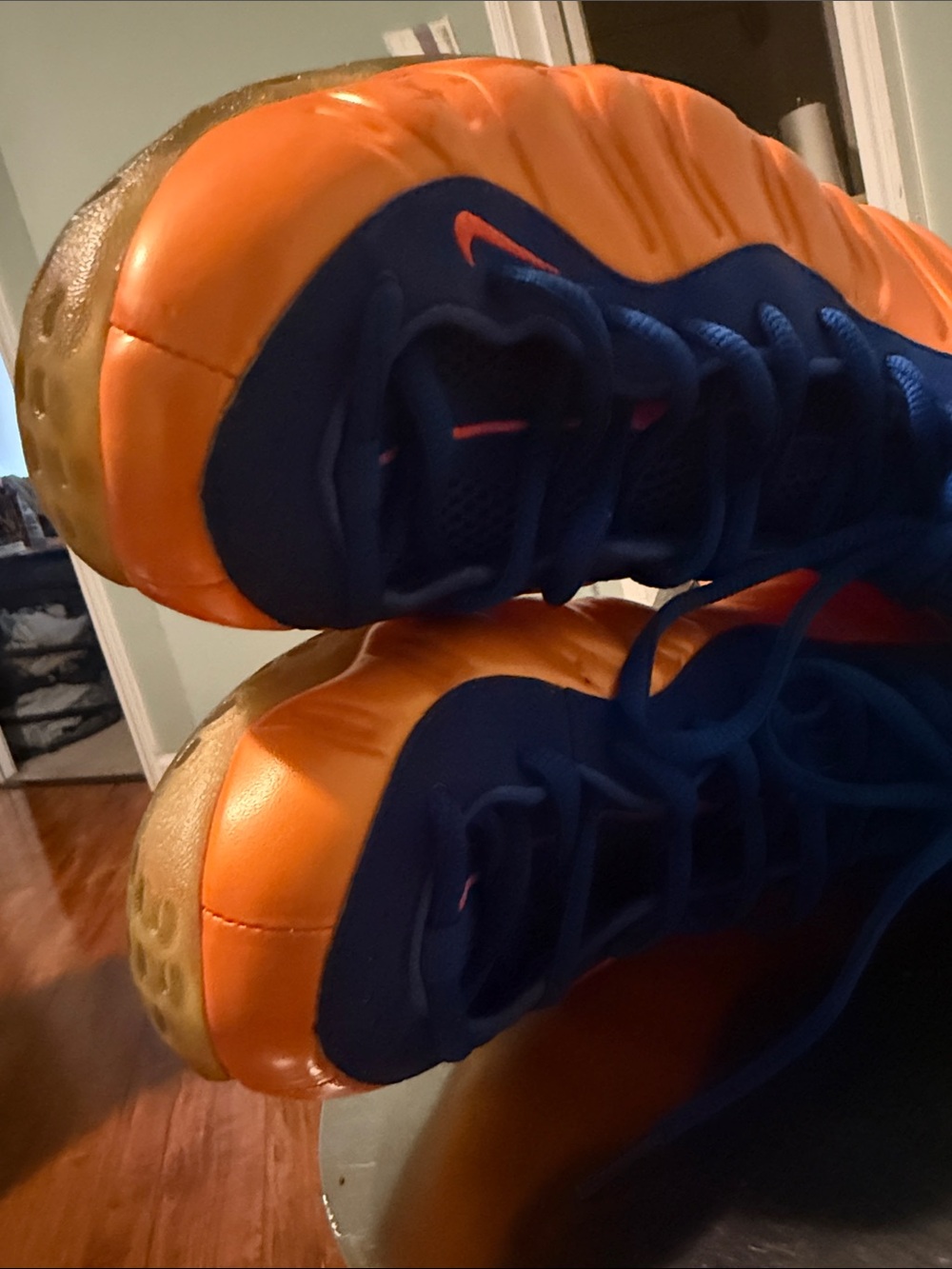 Nike MEN Orange and Blue Foamposite-Style Sneakers-NEW YORK KNICKS CHAMPS COLORS - Picture 16 of 16